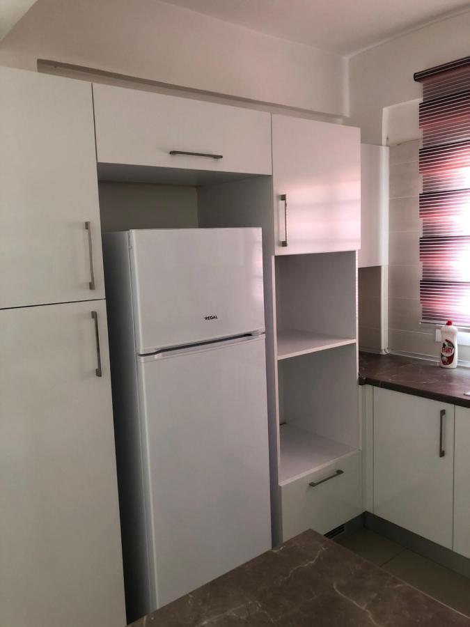 Tetris Apartment Spacious Comfortable ニコシア エクステリア 写真